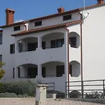 Superior Appartament By Interhome