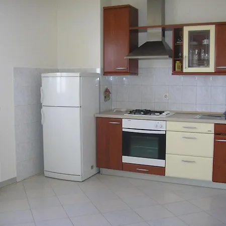 Superior Appartament By Interhome شقة *