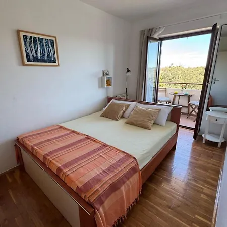 Superior Appartament By Interhome Apartman