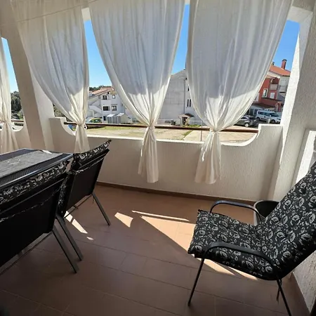 Superior Appartament By Interhome